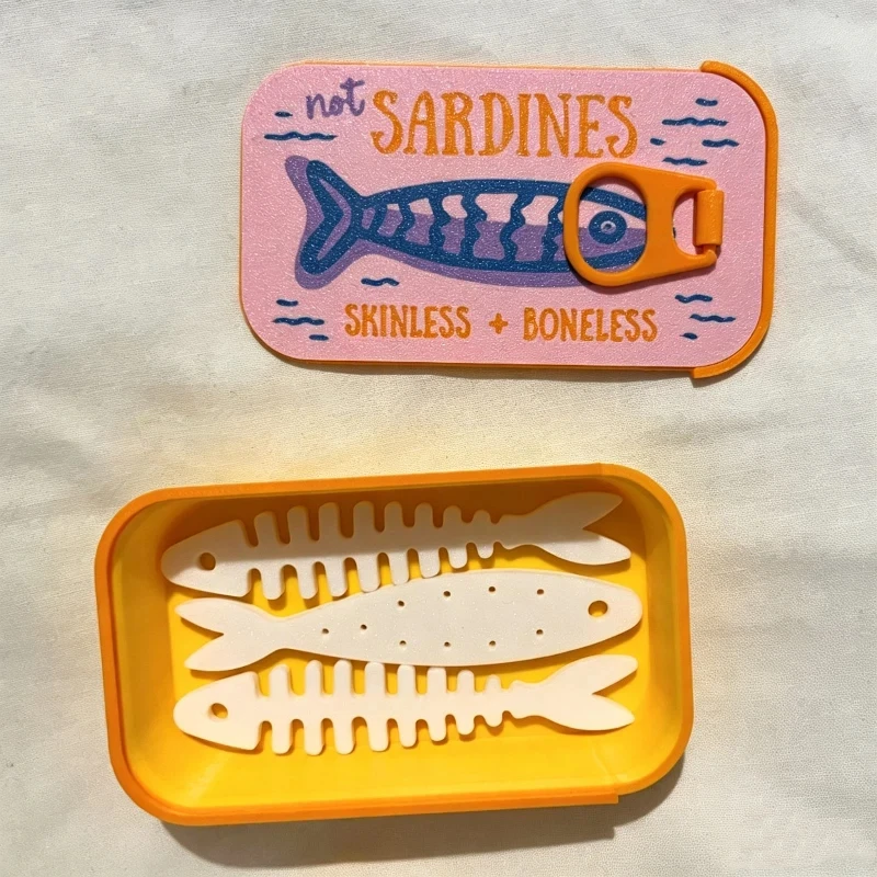 Cute Sardine Tin Shaped Mini J - Accessories Travel Jewelry Box 评论和价格