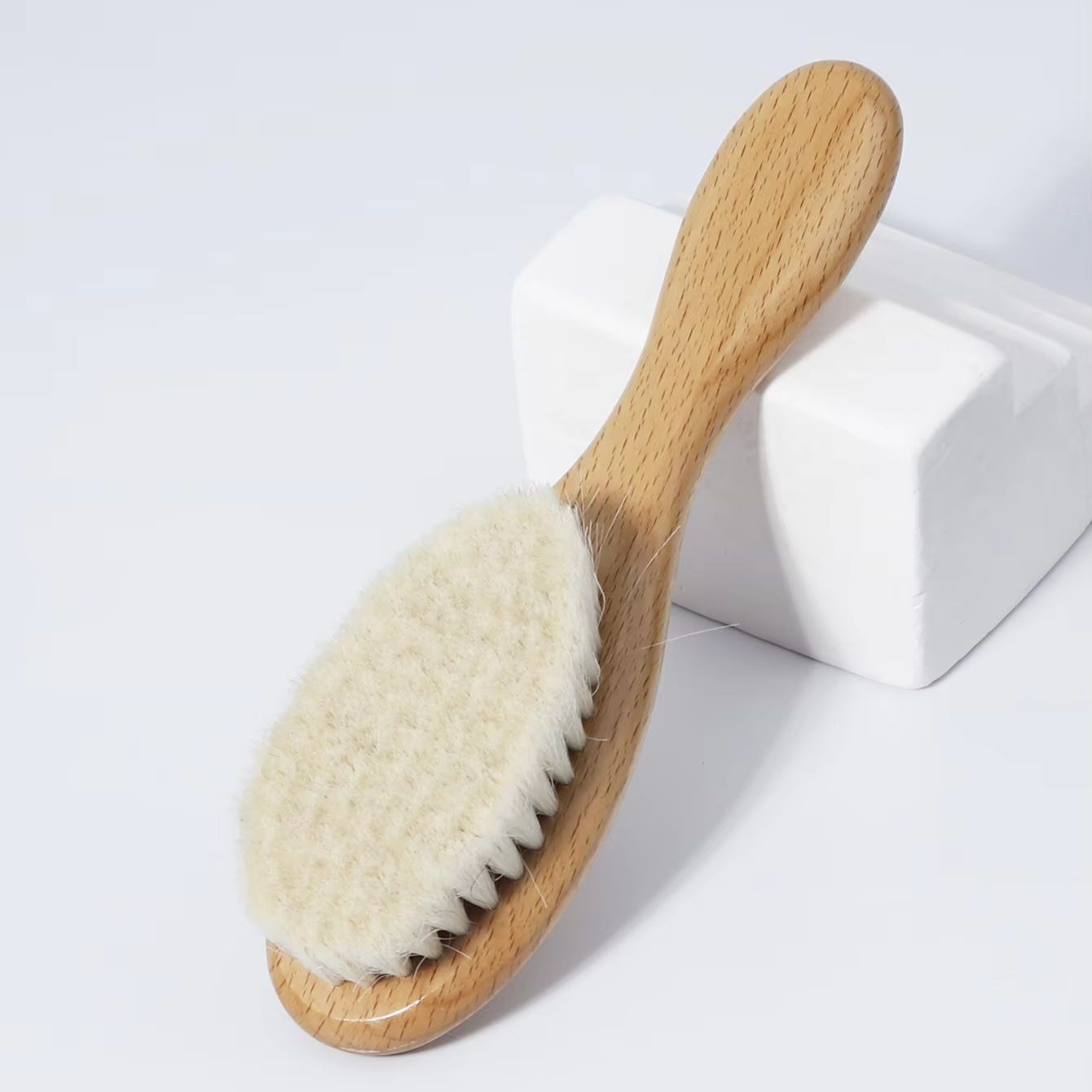 Wooden Ultra Soft Goat Hair Br - Travel Accessories Essentials 评论和价格