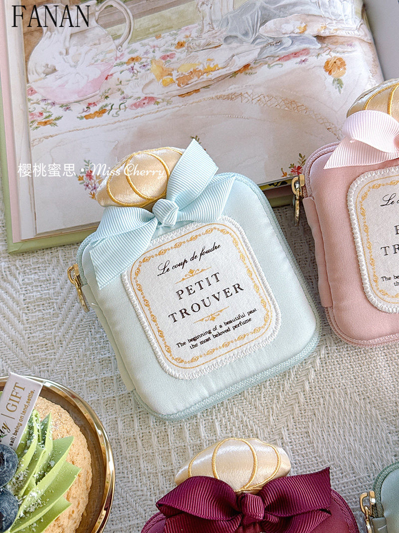 Cute Girly Mini Bowknot Perfum - Accessories Travel Jewelry Box 评论和价格