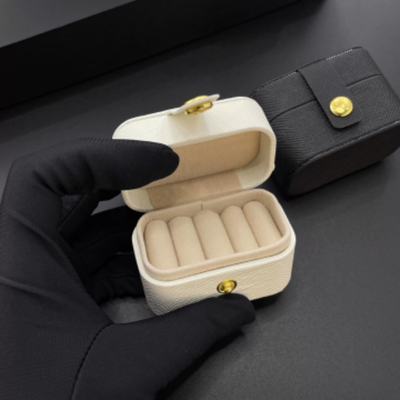 Leather Portable Jewelry Box D - Accessories Travel Jewelry Box 评论和价格